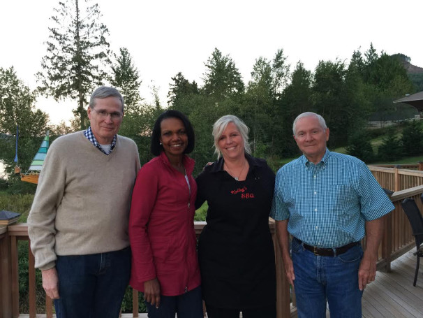 Steven J. Hadley, Condoleezza Rice, Connie Kelley, Robert Gates